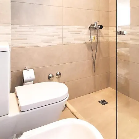 Apartman Gjiri I Lalzit - Savita - Kompleksi Turistik Lura 3