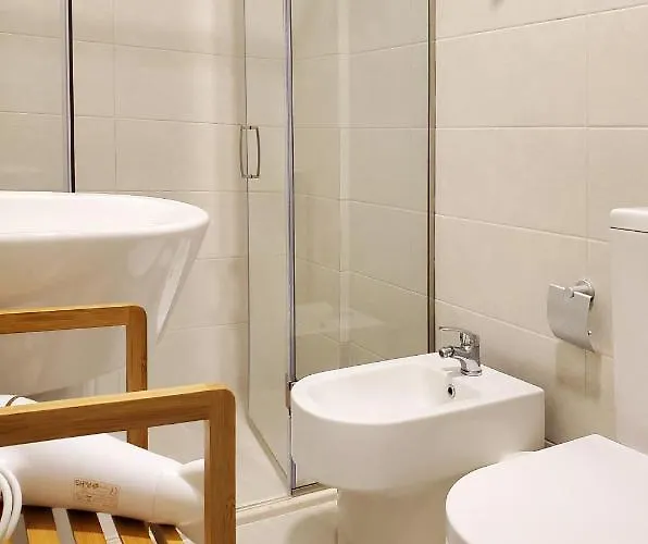 Gjiri I Lalzit - Savita - Kompleksi Turistik Lura 3 Daire